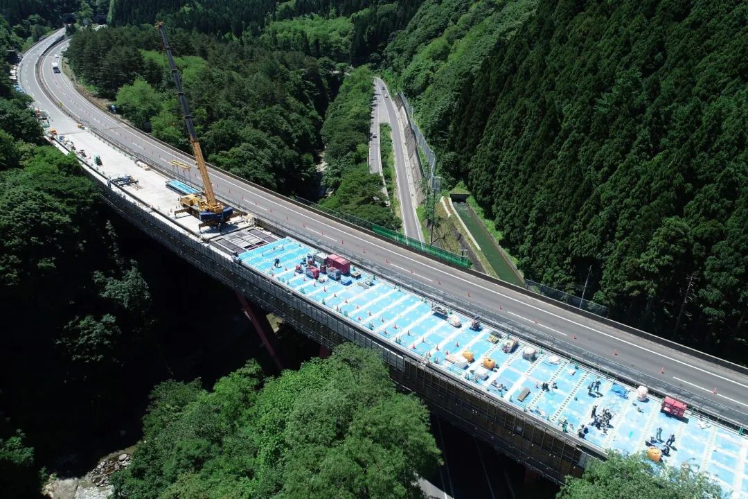 日本高速公路东北分公司十和田管理事务所设计单位:八千代工程,熊谷组