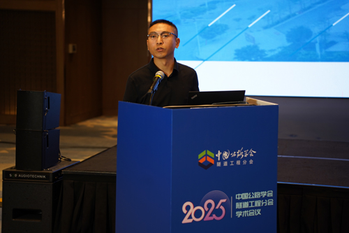 全景钻孔成像驱动的隧道围岩稳定性智能评估技术（李明俊）